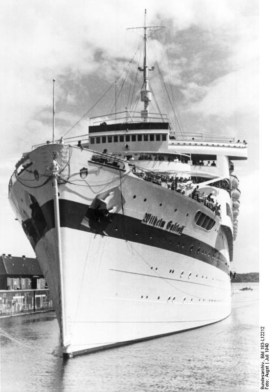 Historical photograph of Wilhelm Gustloff seen from the bow as a hospital ship in July 1940.
